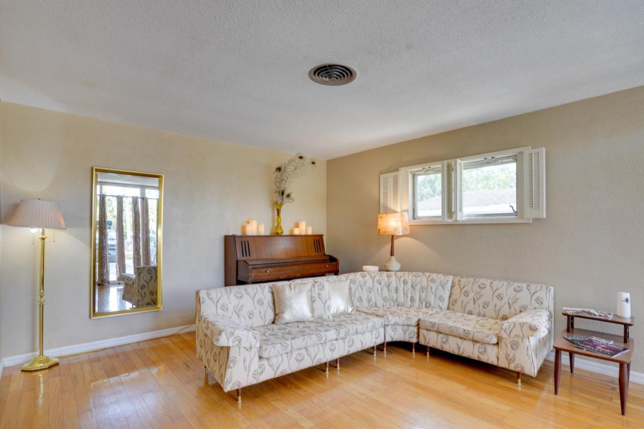 Charming Mid-Century House - Just Steps To Lake! Лейкленд Экстерьер фото